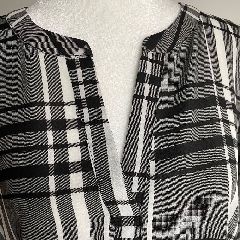 Simply Vera Vera Wang Plaid Popover Tunic Blouse in Size XL - Picture 4 of 8